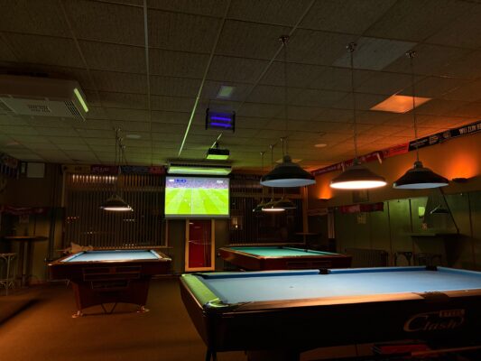 Poolen, snookeren en biljarten bij café Dorus